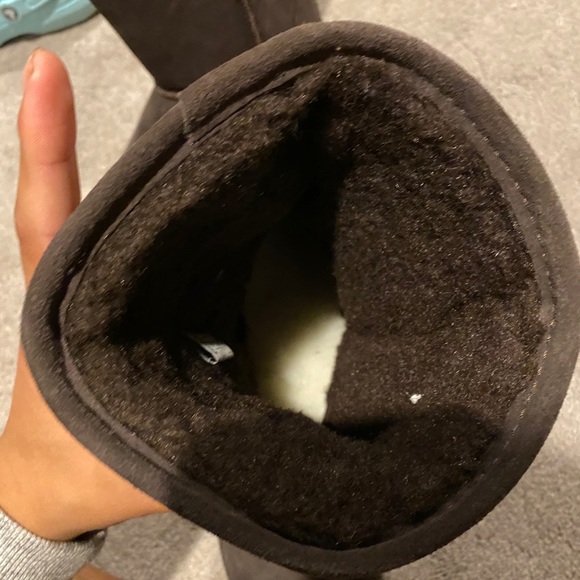 NEW Bearpaw boots! - Picture 7 of 8